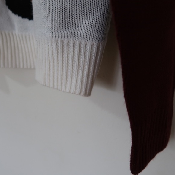 DAISYS BOUTIQUE Unisex Knit Raindeer Ugly Sweater - Picture 4 of 6